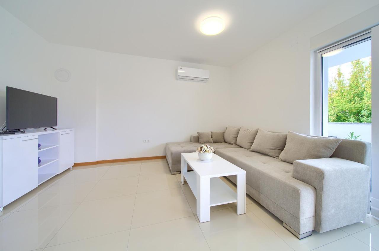 Sveti Anton  Adria Houseヴィラ エクステリア 写真